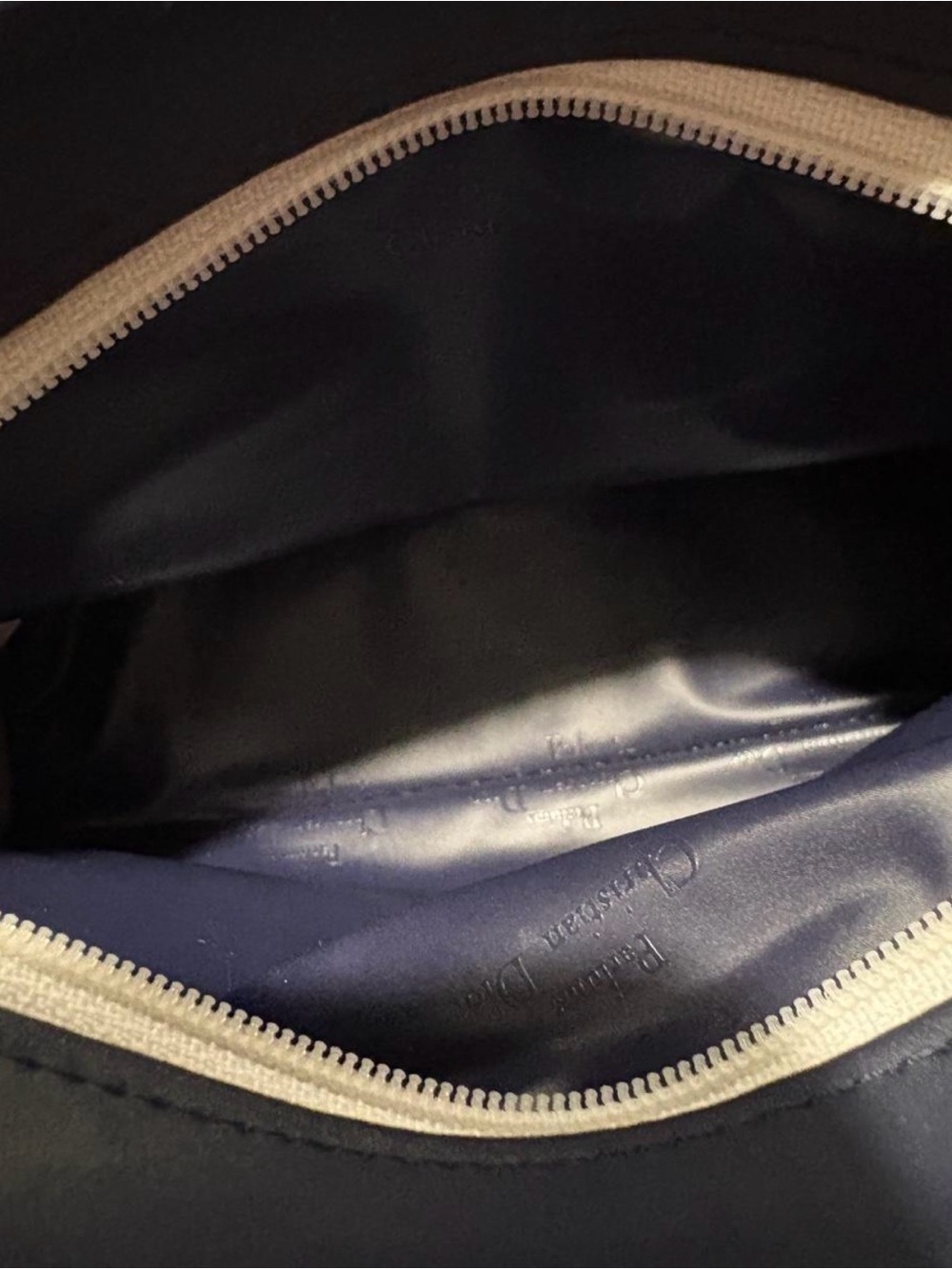 Dior Navy and White Cosmetic Case - Picture 5 of 8